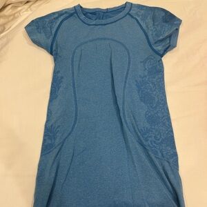 Lululemon Blue swiftly tech